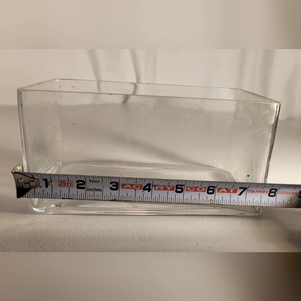 Rectangular Vase - Picture 2 of 4